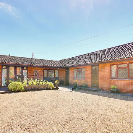 Irenic Lodge Netley ภายนอก รูปภาพ